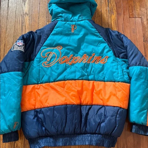 90’s Pro Player Miami Dolphins Vintage Puffer Jacket - Picture 2 of 16